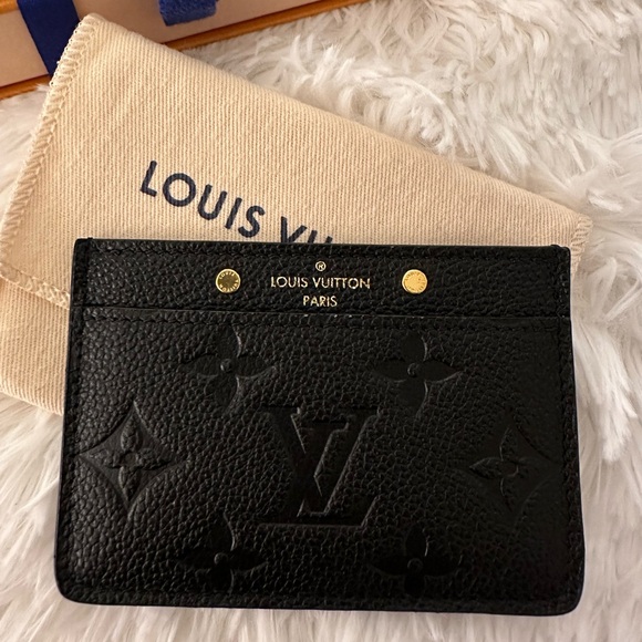 Louis Vuitton Card Holder M69171 - Picture 8 of 9